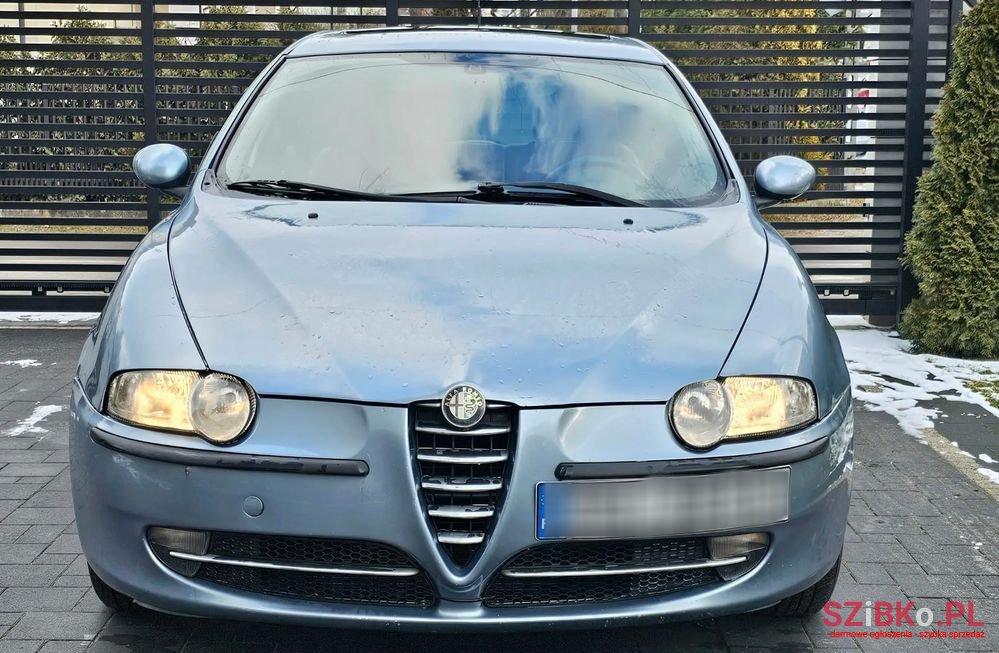 2002' Alfa Romeo 147 photo #5