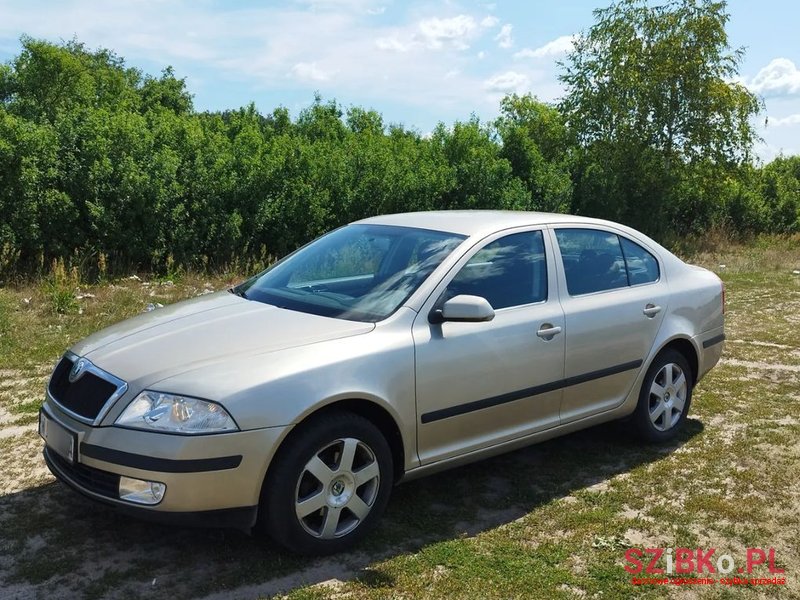 2005' Skoda Octavia photo #1