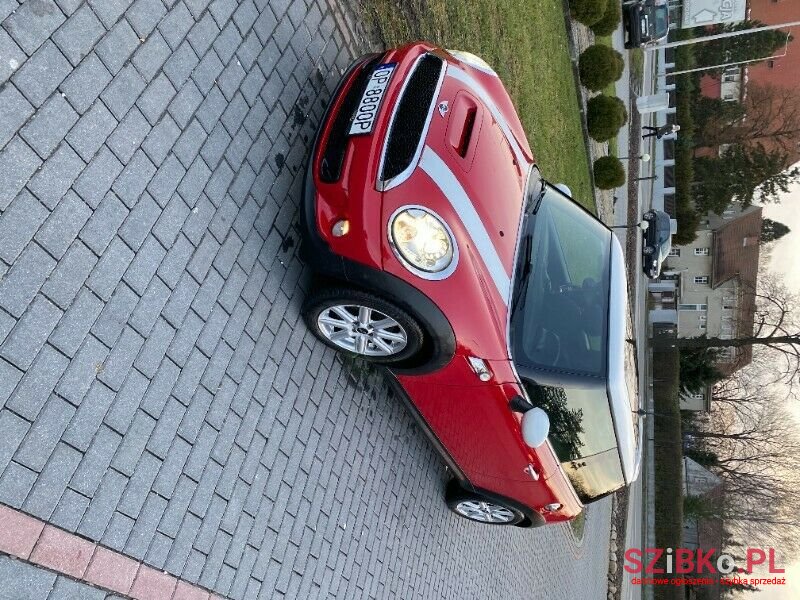 2011' MINI Cooper photo #1