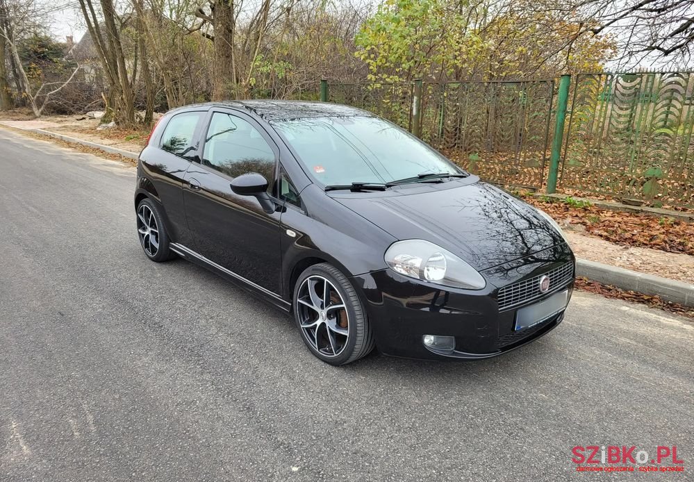2009' Fiat Grande Punto 1.4 16V Sport photo #1