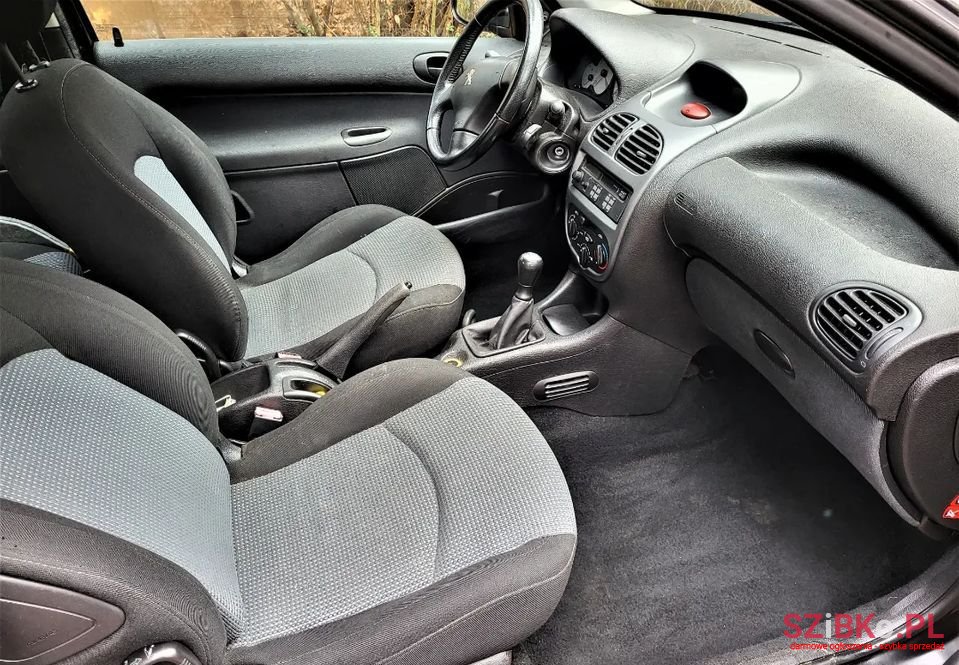 2005' Peugeot 206 photo #4