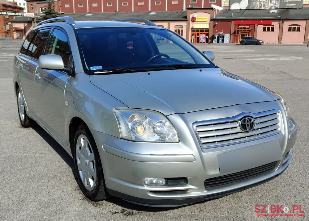 2004' Toyota Avensis 1.8 Vvt-I Combi photo #3