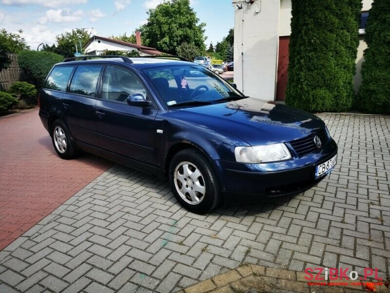 1998' Volkswagen Passat photo #3