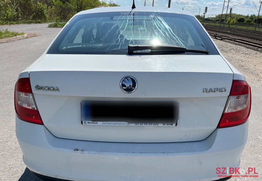 2013' Skoda Rapid 1.6 Tdi Dpf Active photo #5