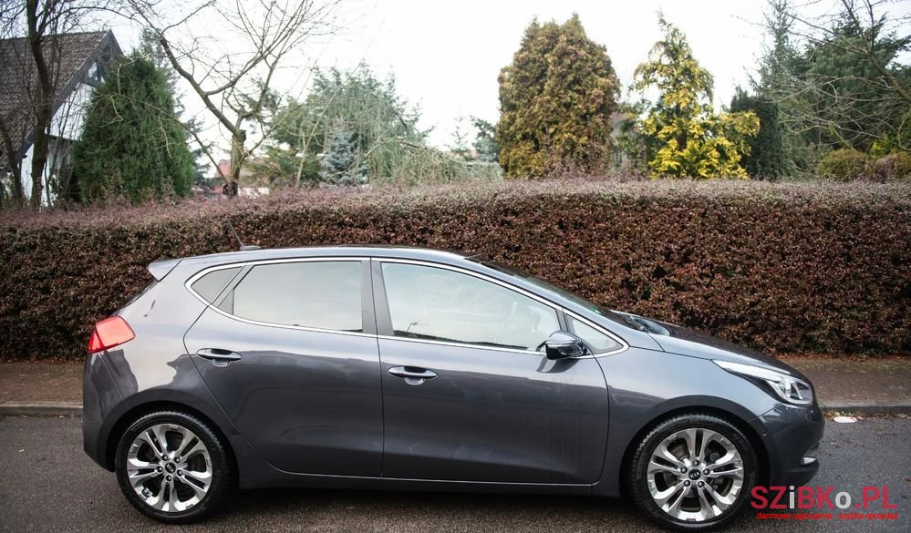 2013' Kia Ceed photo #4