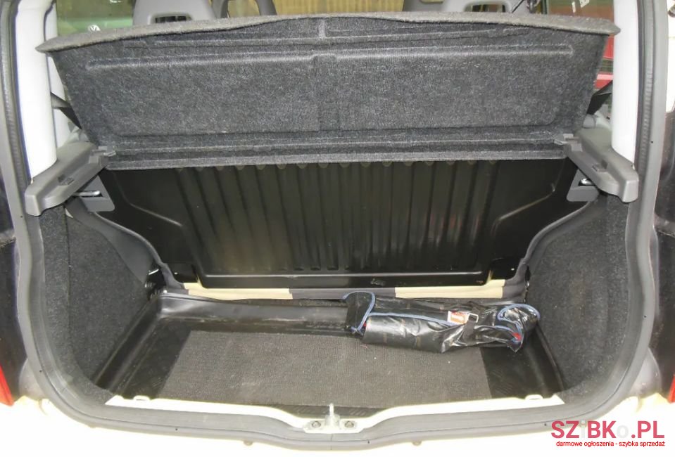 2011' Fiat Panda photo #6