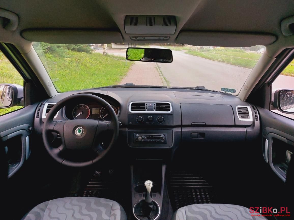 2008' Skoda Roomster photo #5