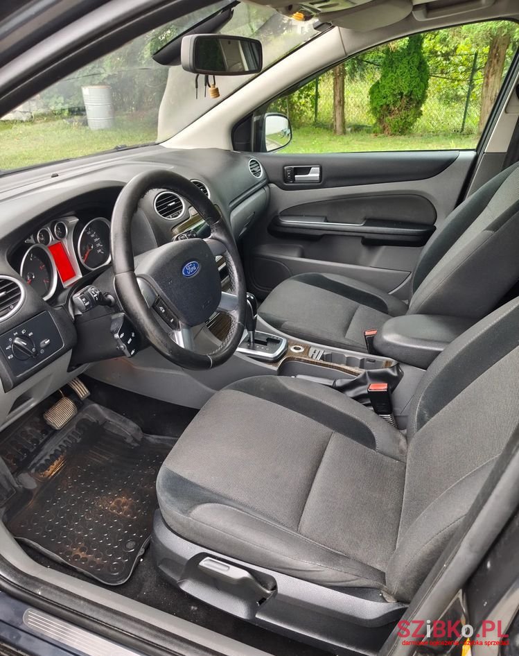 2010' Ford Focus 2.0 Tdci Dpf Ghia photo #6