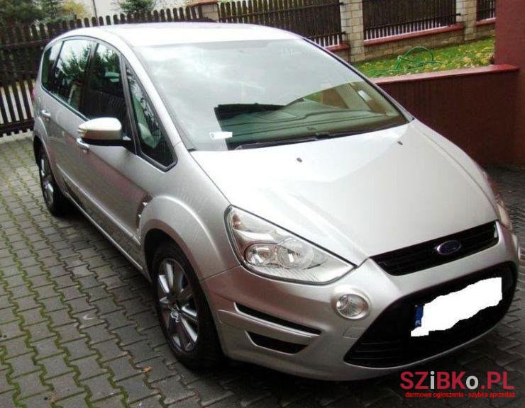 2011' Ford S-Max photo #2