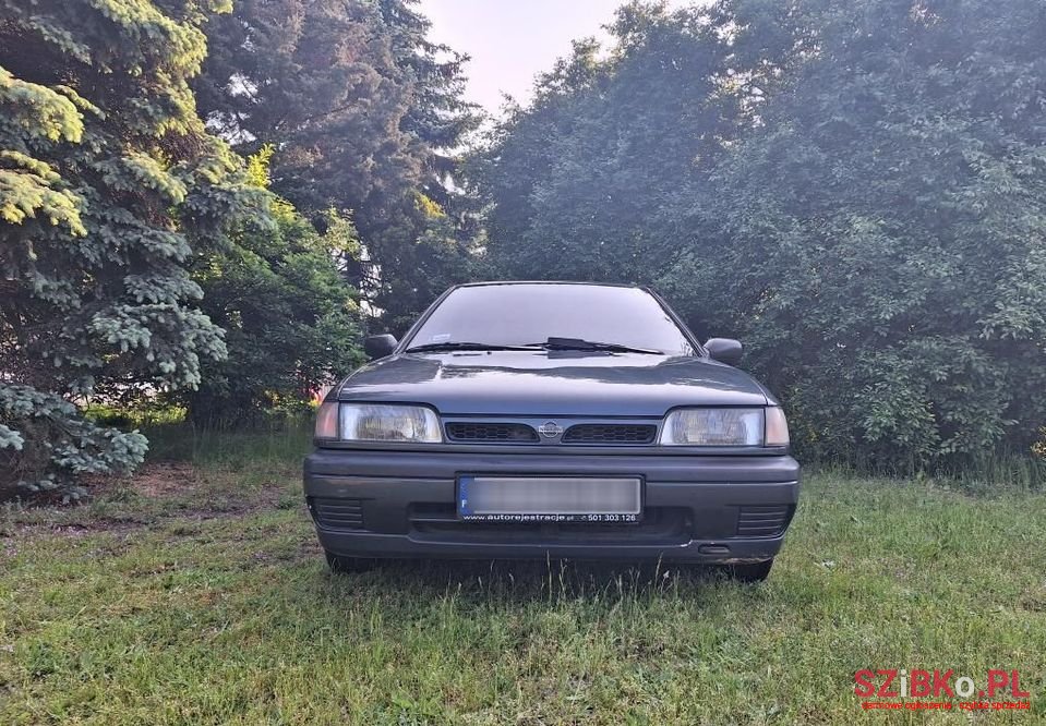 1994' Nissan Sunny photo #2