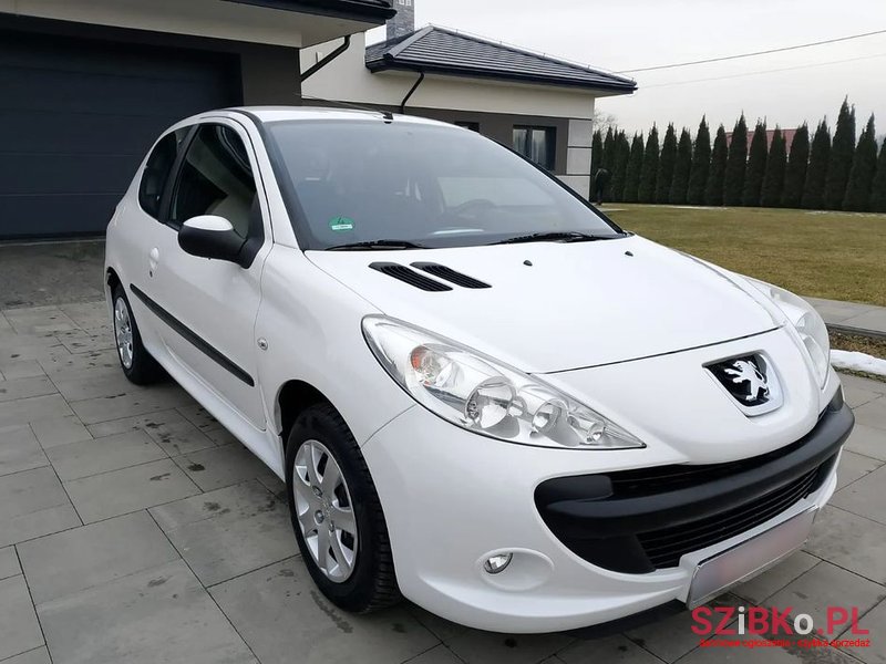2010' Peugeot 206 206+ 60 photo #1