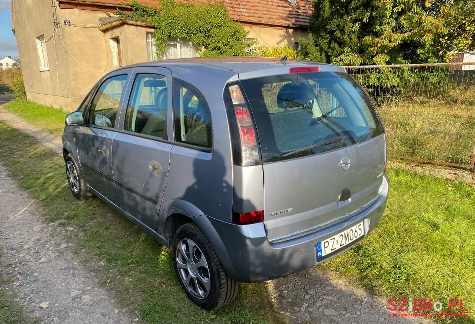 2010' Opel Meriva photo #3
