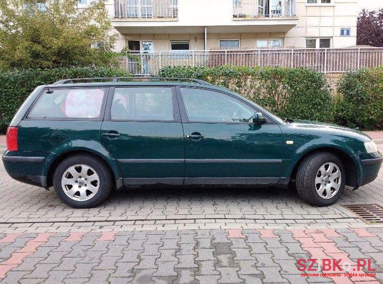 1999' Volkswagen Passat photo #1