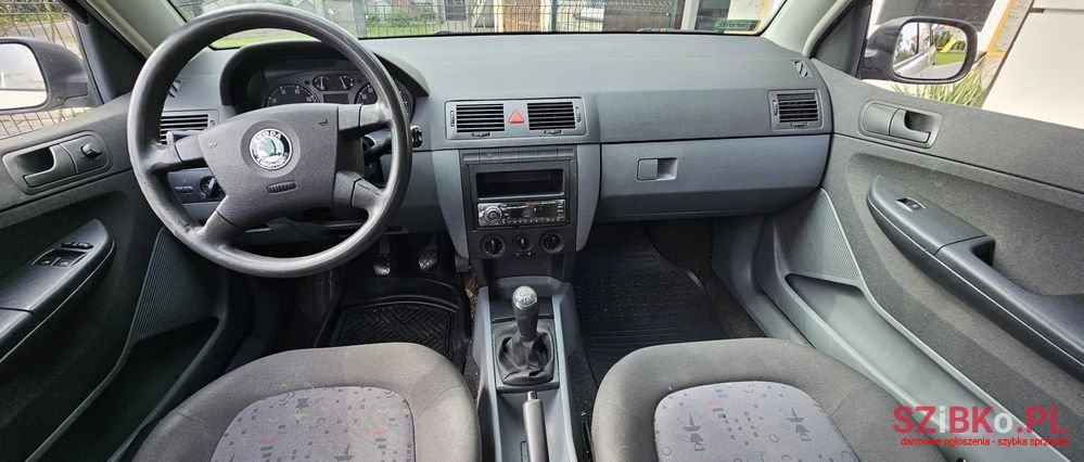 2004' Skoda Fabia 1.2 12V Comfort photo #5