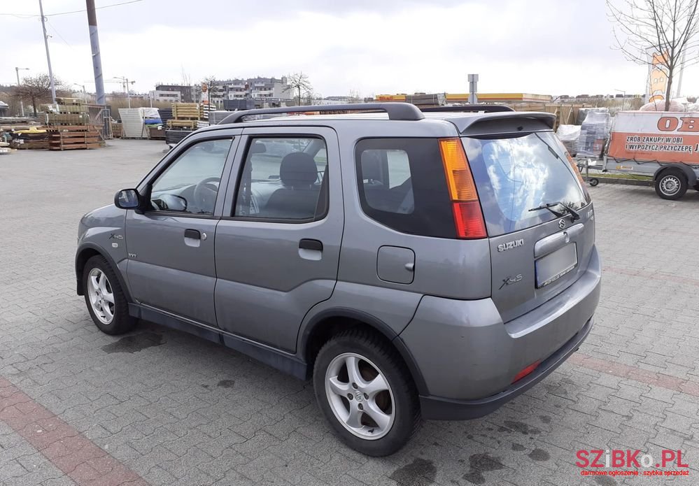 2005' Suzuki Ignis photo #5