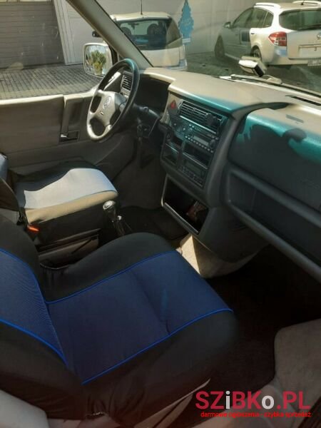 2000' Volkswagen Multivan photo #5