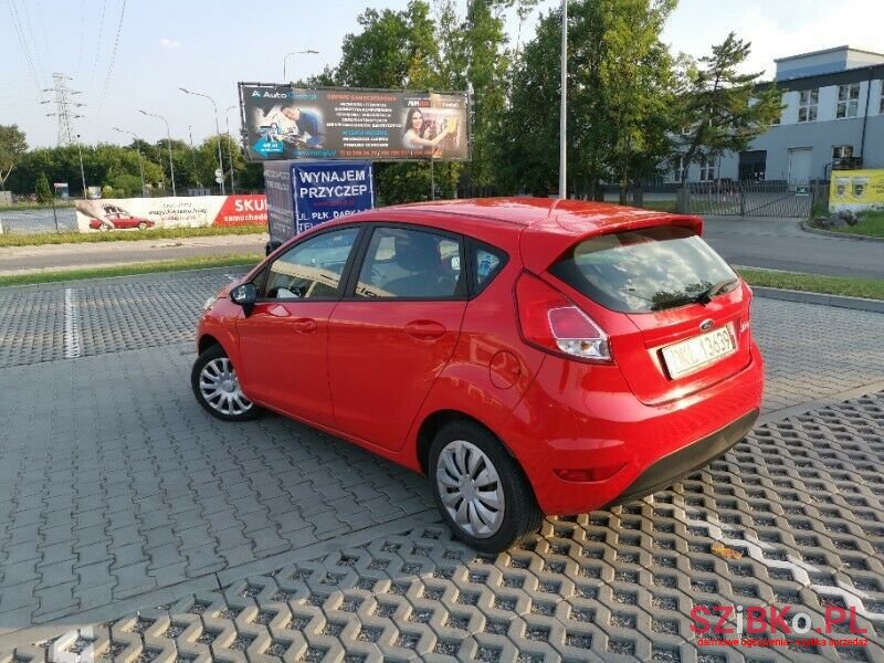 2014' Ford Fiesta photo #3