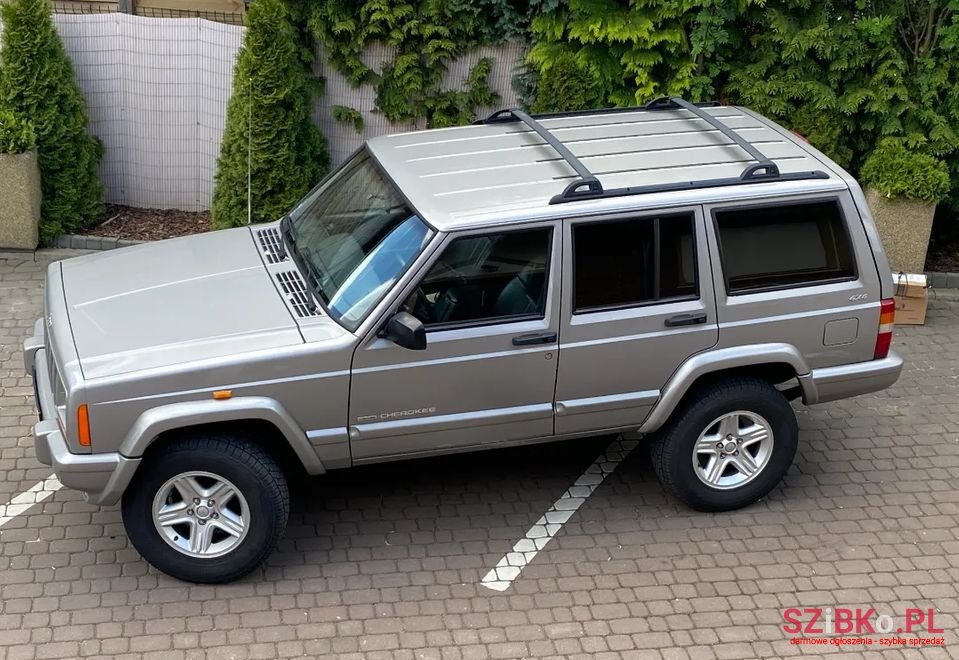 2001' Jeep Cherokee photo #1