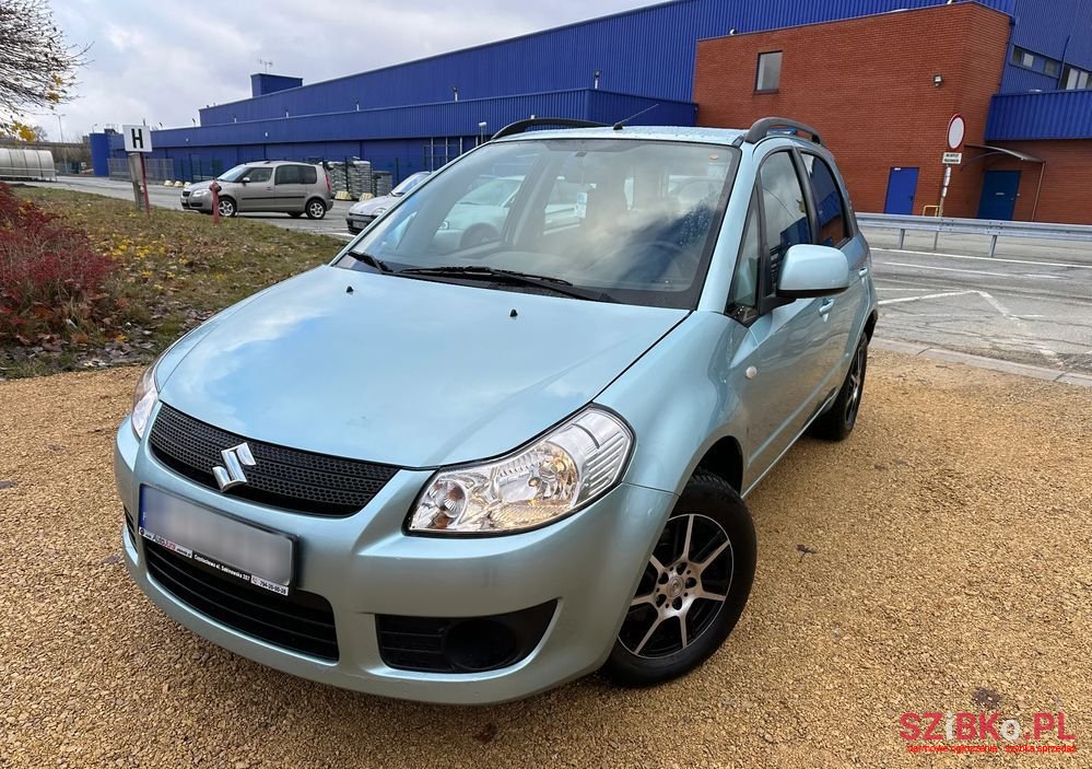 2006' Suzuki SX4 1.5 photo #2