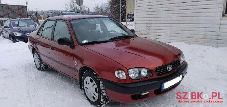 2001' Toyota Corolla photo #1