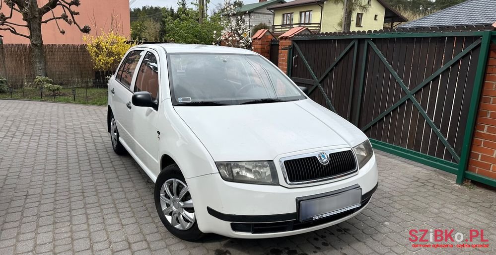 2003' Skoda Fabia photo #2
