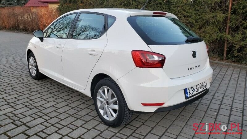2015' SEAT Ibiza photo #4