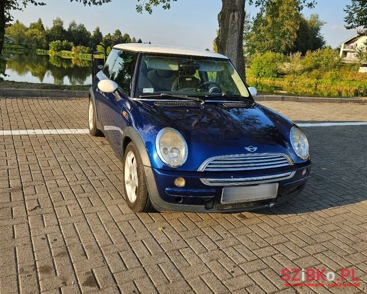 2002' MINI One photo #1