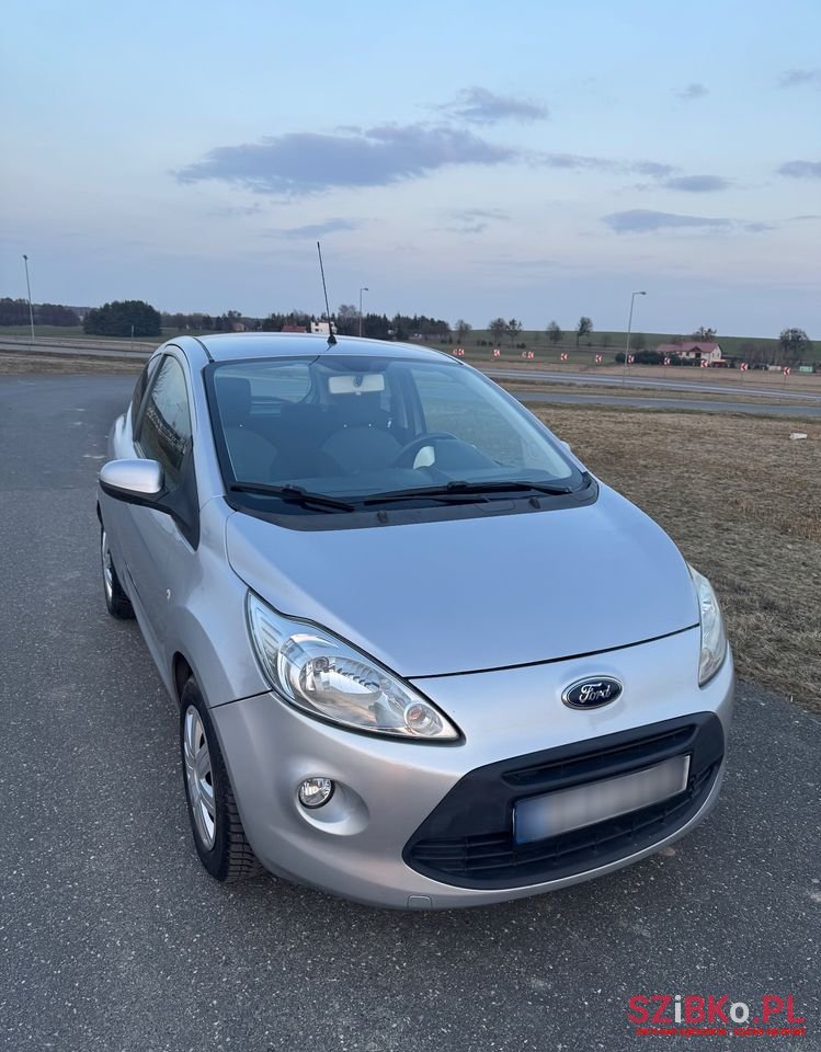 2010' Ford Ka 1.2 Titanium photo #1