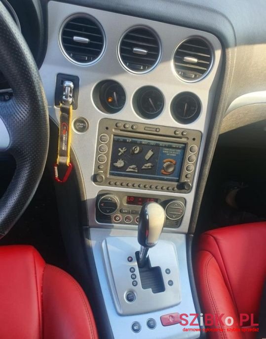 2006' Alfa Romeo 159 photo #6