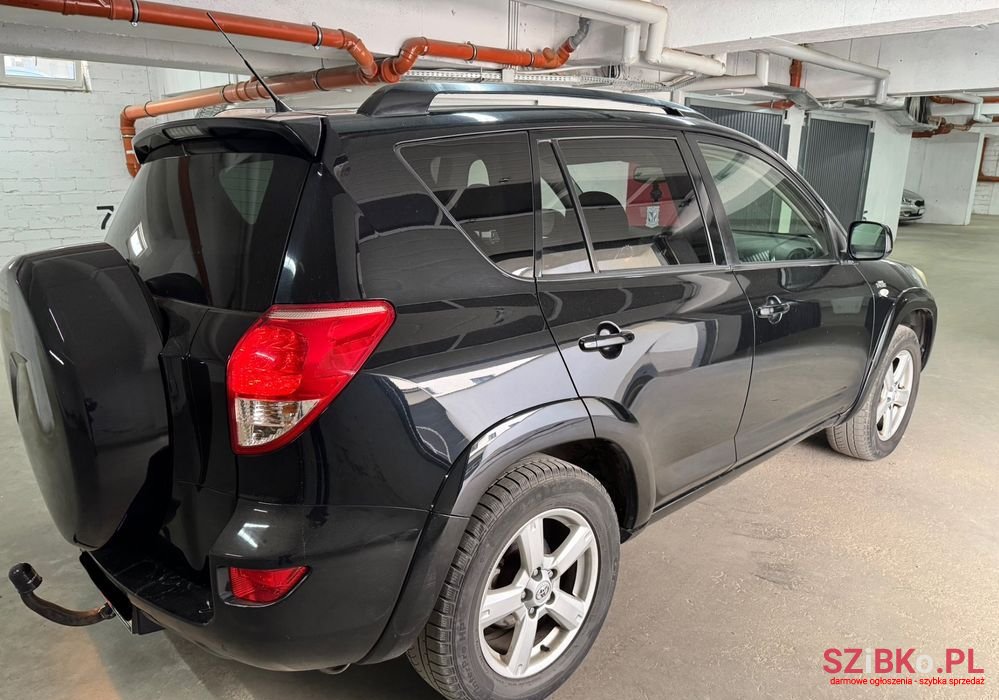 2006' Toyota RAV4 photo #3