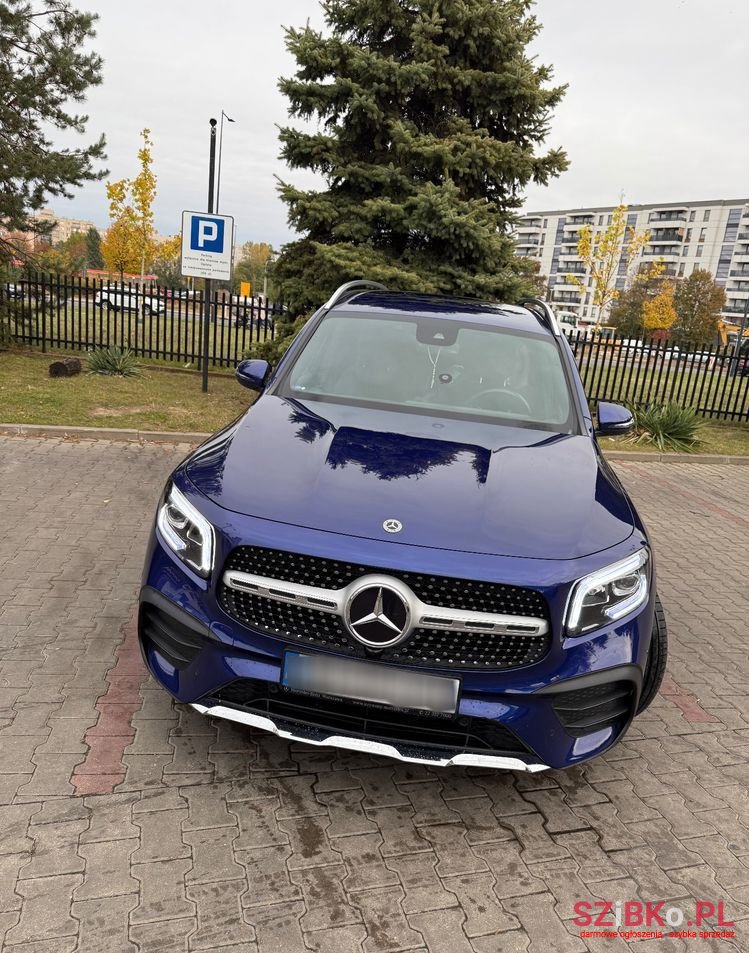 2023' Mercedes-Benz GLB photo #1