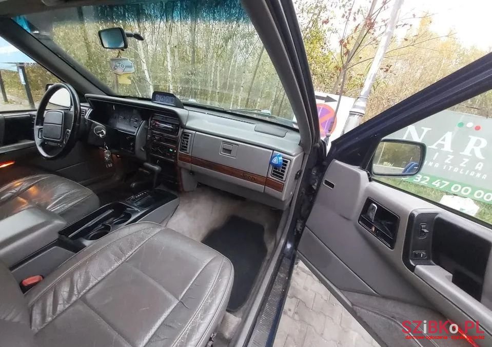 1993' Jeep Grand Cherokee Gr 5.2 Limited photo #6