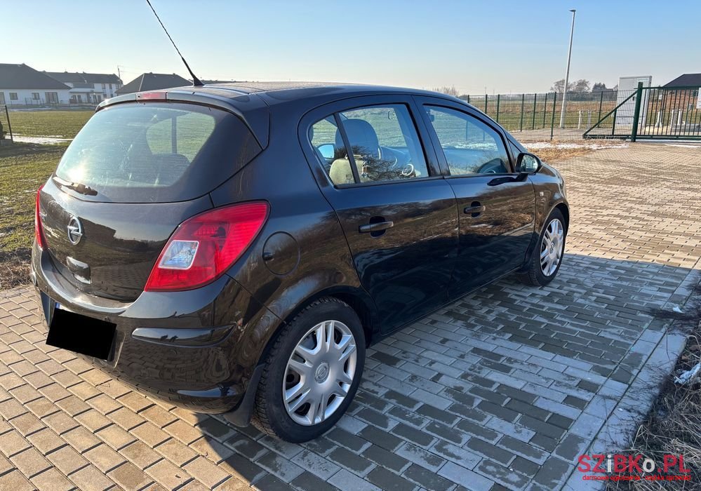 2011' Opel Corsa 1.4 16V Cosmo photo #5