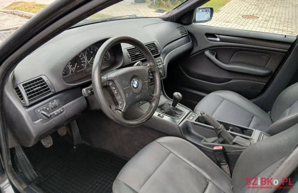 2003' BMW 3 Series 316I photo #4