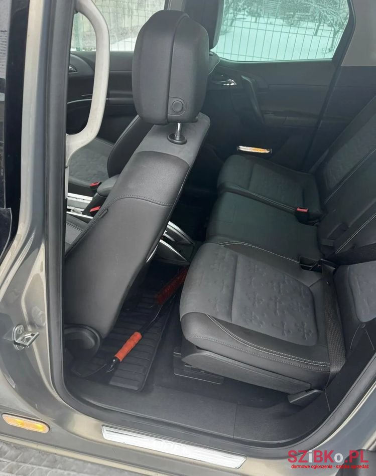 2010' Opel Meriva 1.7 Cdti Essentia photo #5