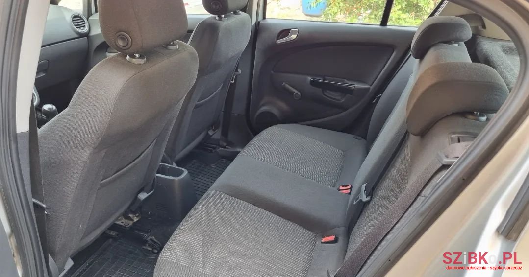 2011' Opel Corsa photo #5