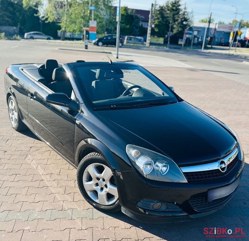 2007' Opel Astra photo #1