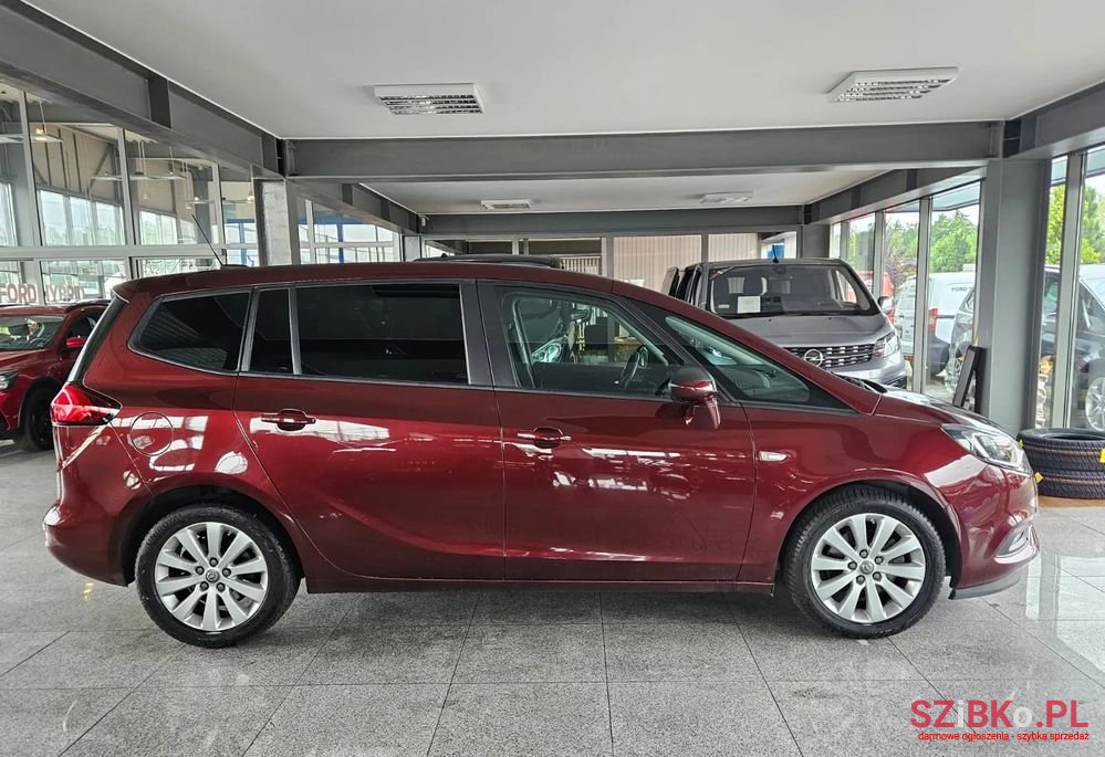 2018' Opel Zafira 1.4 T Elite photo #4
