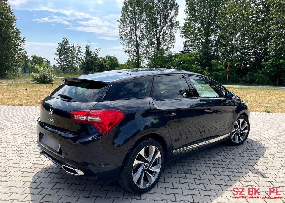 2012' Citroen DS5 photo #4