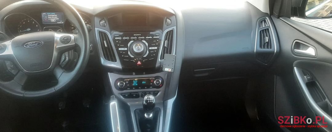 2012' Ford Focus photo #4