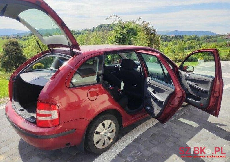 2005' Skoda Fabia photo #1