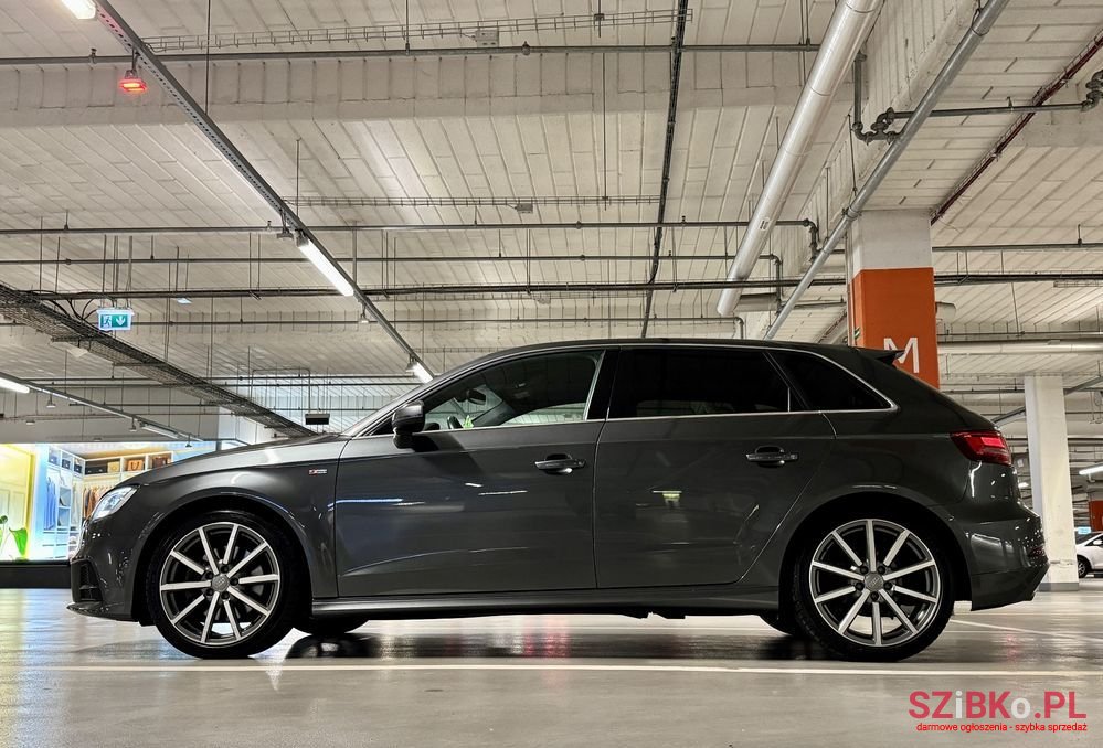 2016' Audi A3 Sportback photo #3