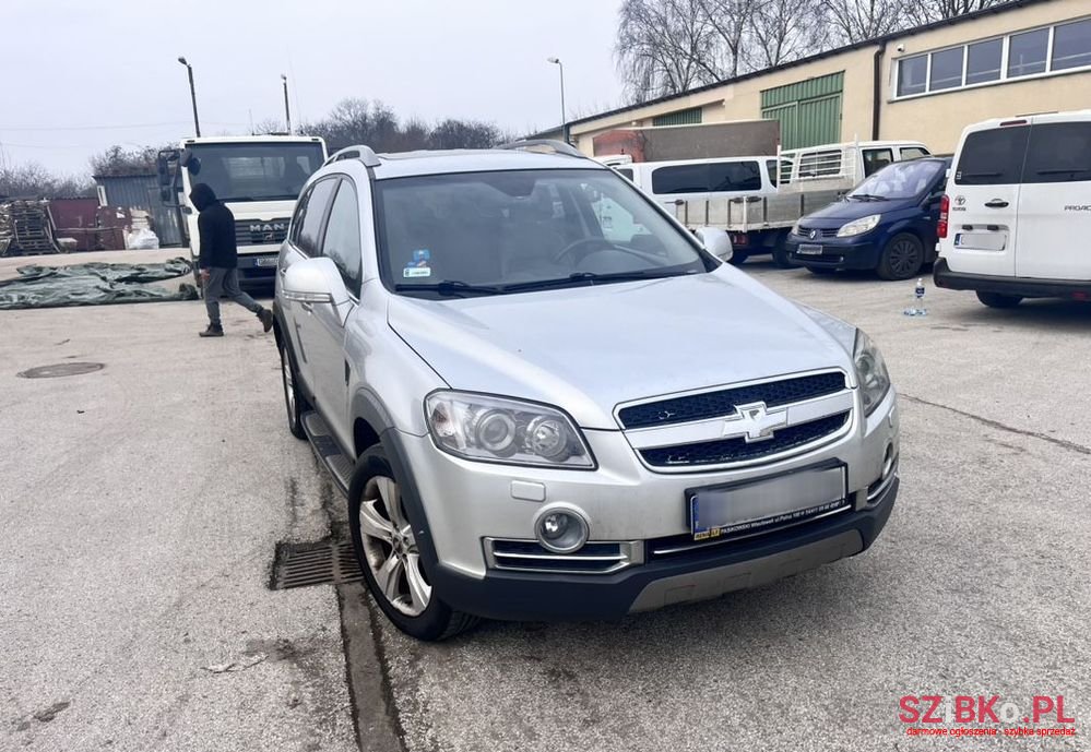 2010' Chevrolet Captiva photo #4