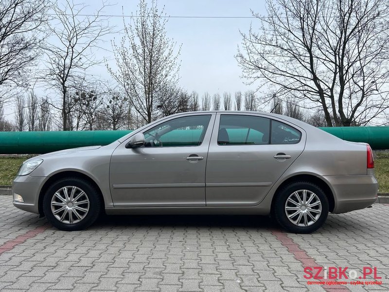 2010' Skoda Octavia 1.9 Tdi Elegance photo #4