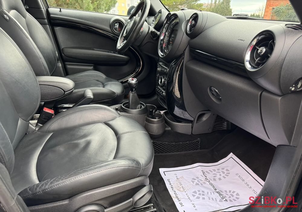 2015' MINI Countryman Cooper S photo #5