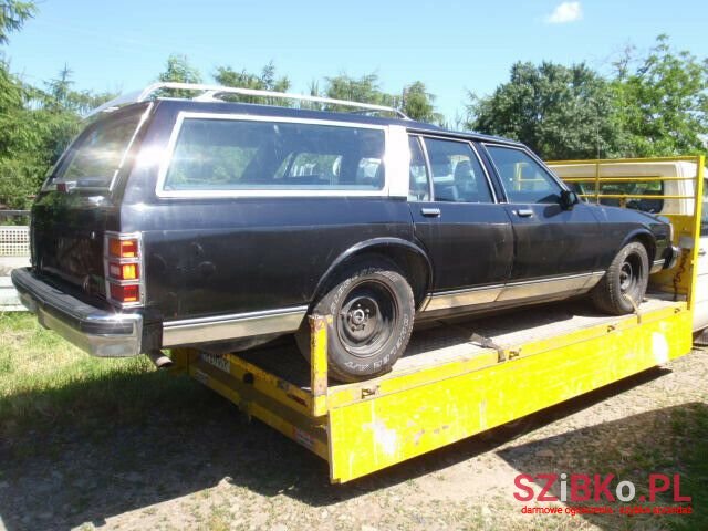 1988' Chevrolet Caprice photo #1