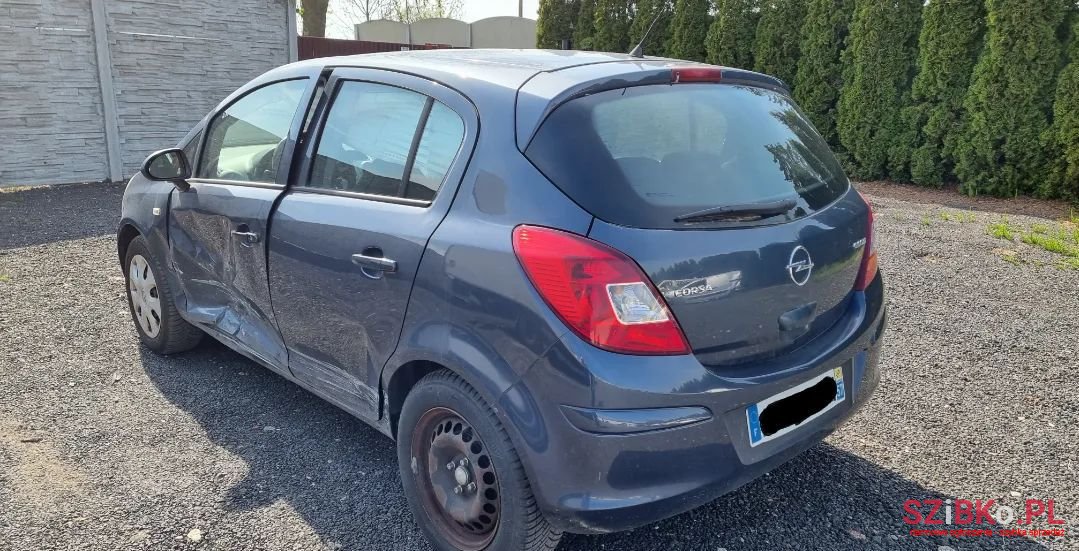 2009' Opel Corsa photo #5
