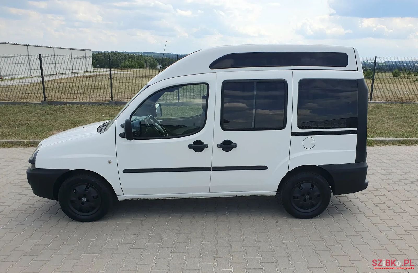 2003' Fiat Doblo photo #5