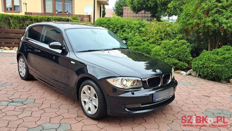 2008' BMW 1 Series photo #1