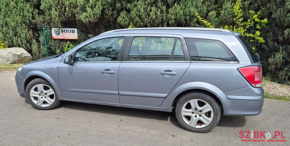 2004' Opel Astra photo #2